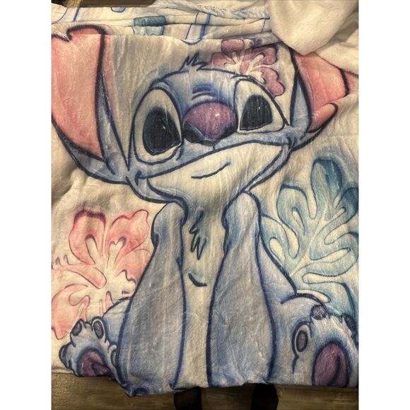 Stitch 3D Throw Blanket 50X60  Blanket, NEW Soft Plush. - Picture 4 of 6